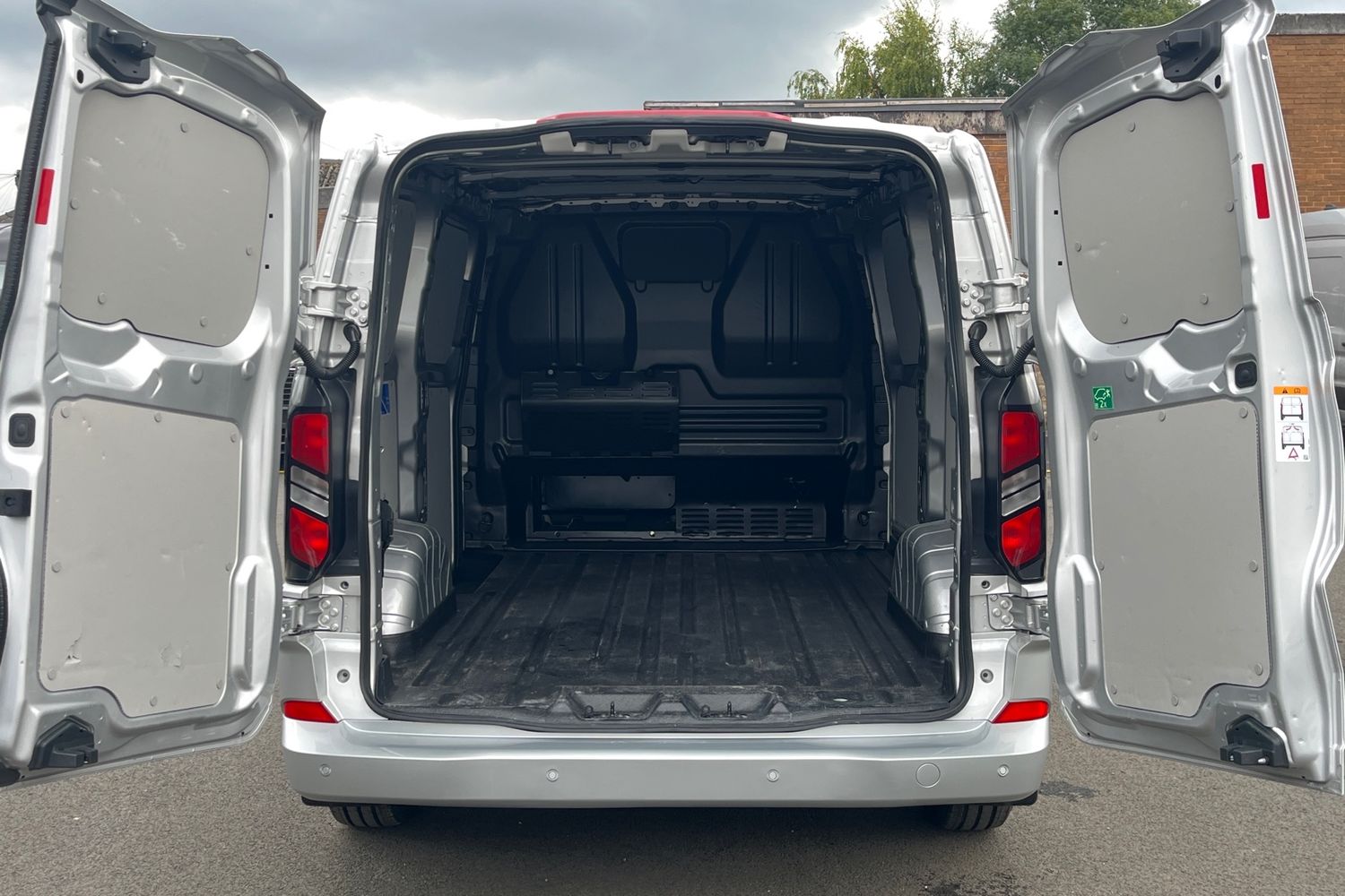 Ford TRANSIT CUSTOM Photo 6