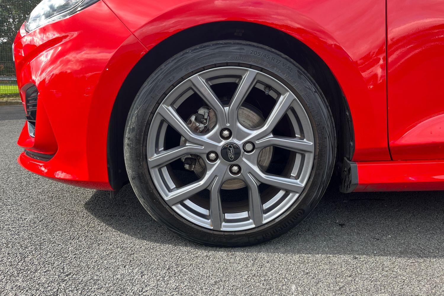 Ford FIESTA Photo 7