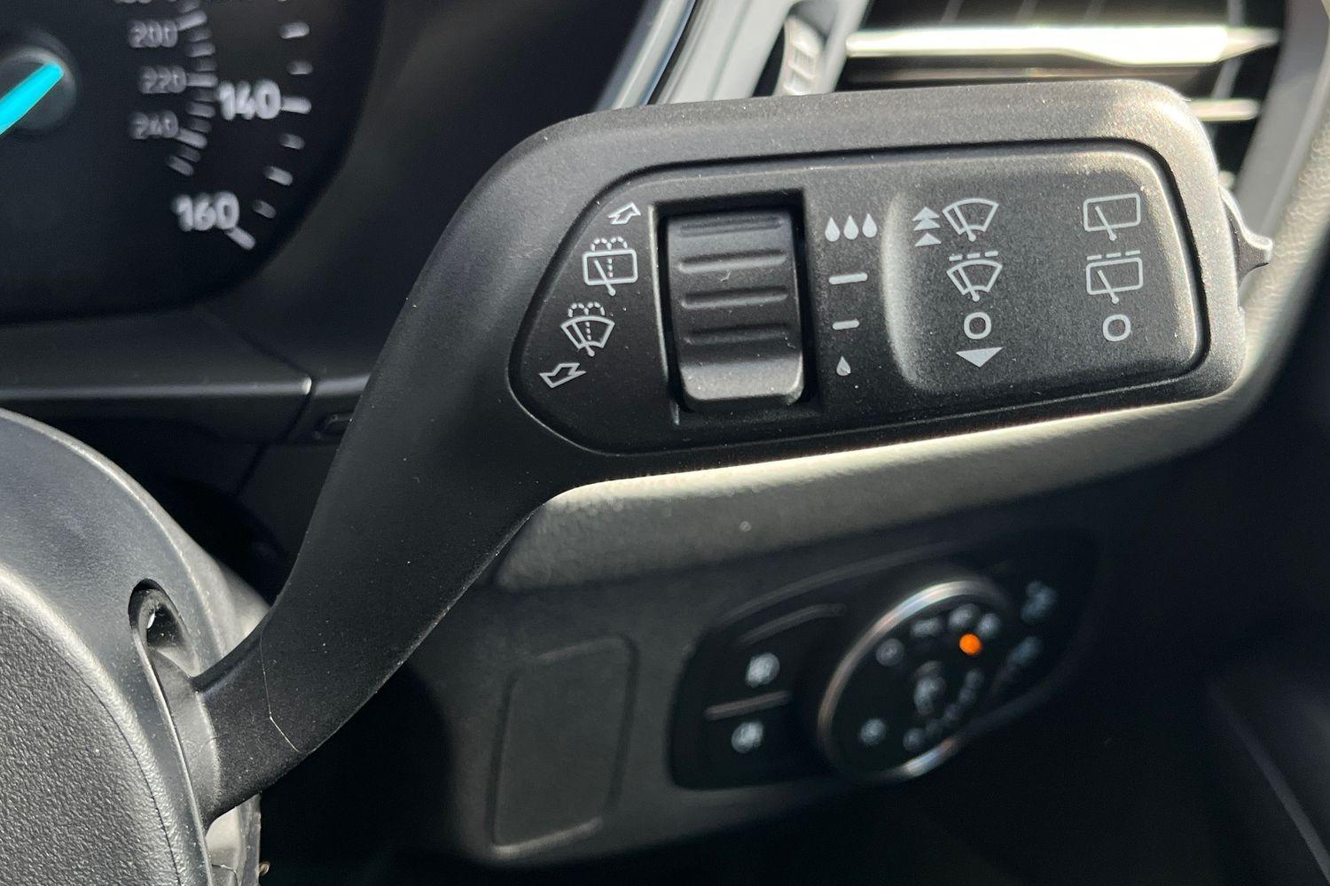 Ford FOCUS Photo 14