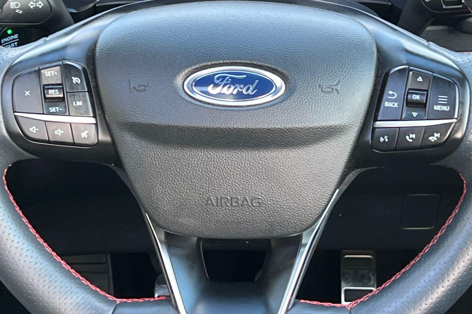 Ford KUGA Photo 11