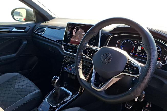 Volkswagen T-Roc Photo 6