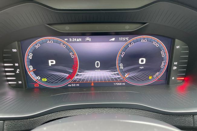 ŠKODA Karoq Photo 15