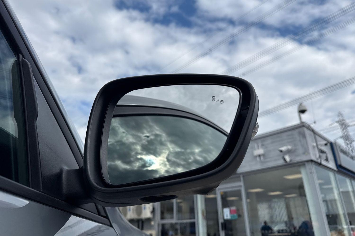 Ford KUGA Photo 23