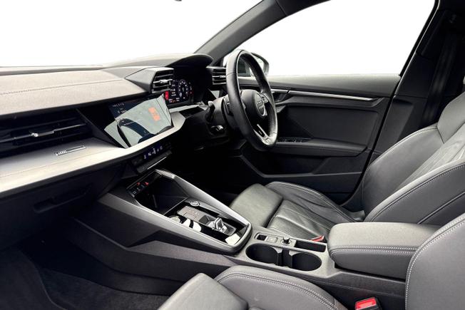 AUDI A3 Photo 2