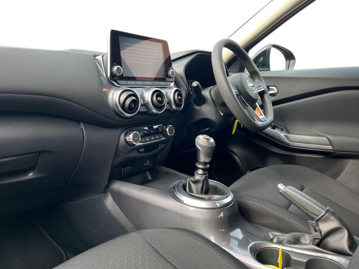 Nissan Juke Photo 2