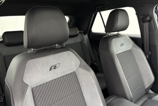 VOLKSWAGEN T-Roc Photo 29