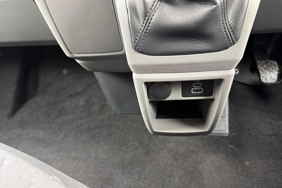 Ford TRANSIT CUSTOM Photo autoimg-cce2f4d93d723025172a1c737463cb1f90aee433.jpg