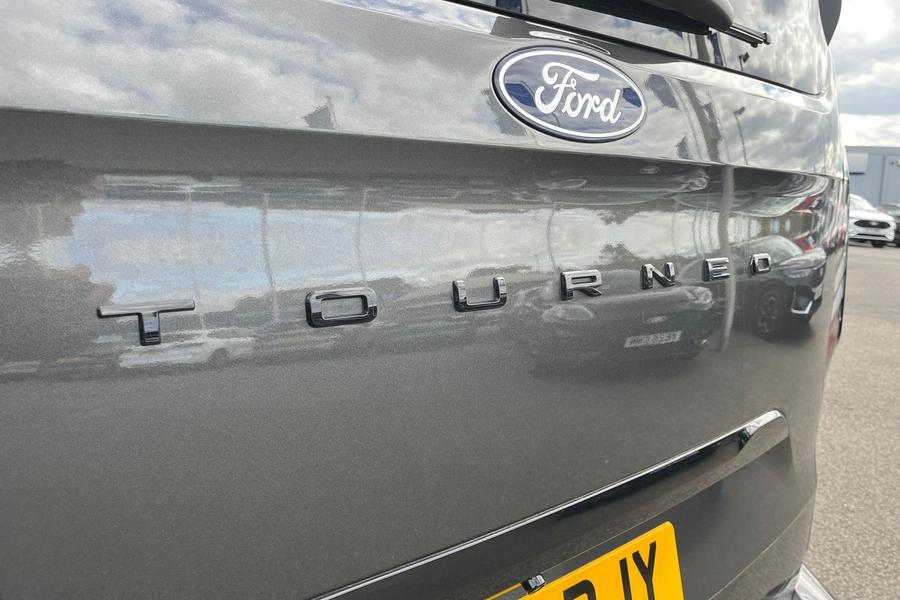 Ford TOURNEO CUSTOM Photo autoimg-cce492b573db8c077cdb9afdfeafc784f0a65751.jpg