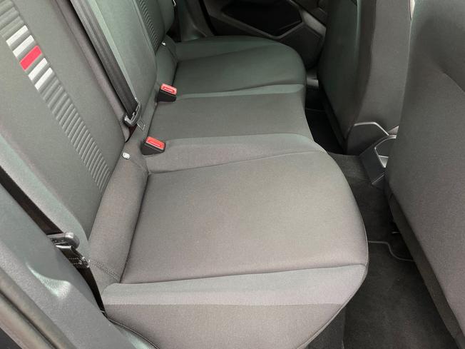 SEAT Ibiza Photo 31