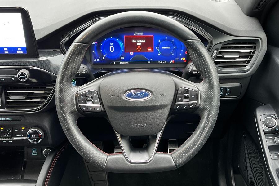 Ford KUGA Photo autoimg-ccf51de579c05b7334cfe99d299c84f01c8c3113.jpg