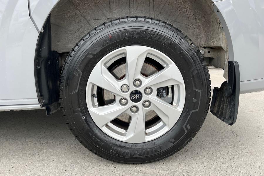 Ford TRANSIT CUSTOM Photo autoimg-ccf70950aaeb74d3ef770d8f7617ff973511fd8a.jpg