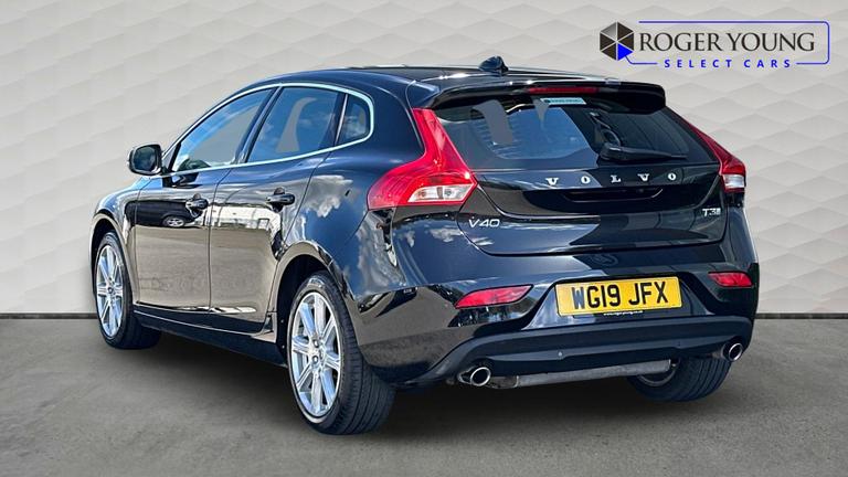 Used Volvo V40 WG19JFX 2