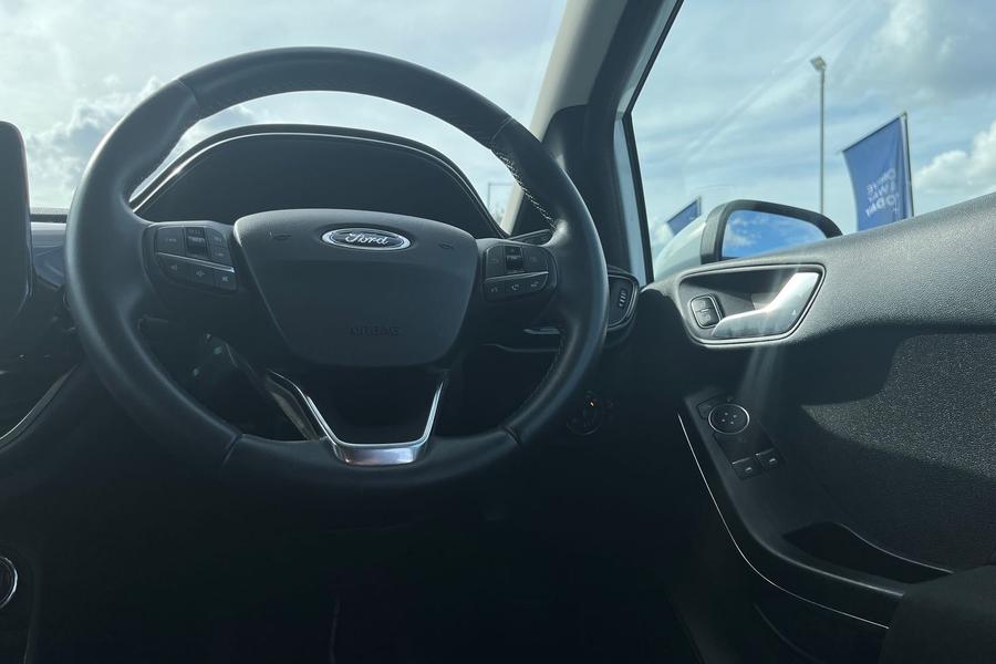 Ford Fiesta Photo autoimg-ccfb401192bbd004128ab8944170470d892b76bb.jpg
