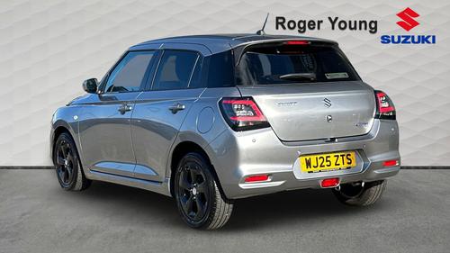 Suzuki SWIFT Photo autoimg-ccfcb00ccf8d23b64d37af13cc88f906f9dd7c5d.jpg