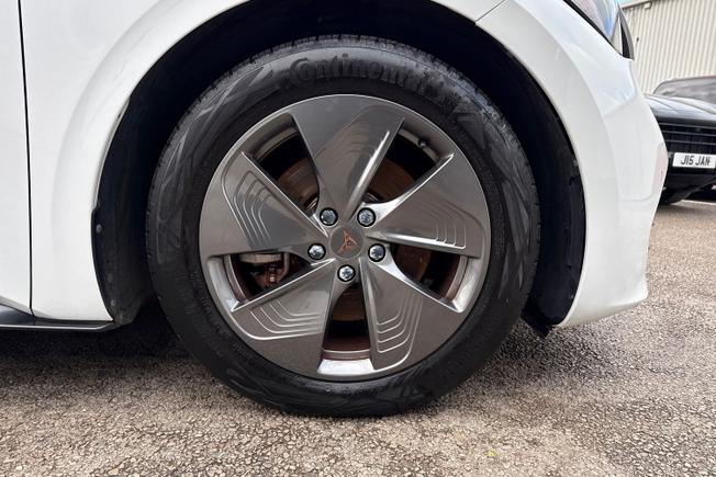 CUPRA BORN Photo 5