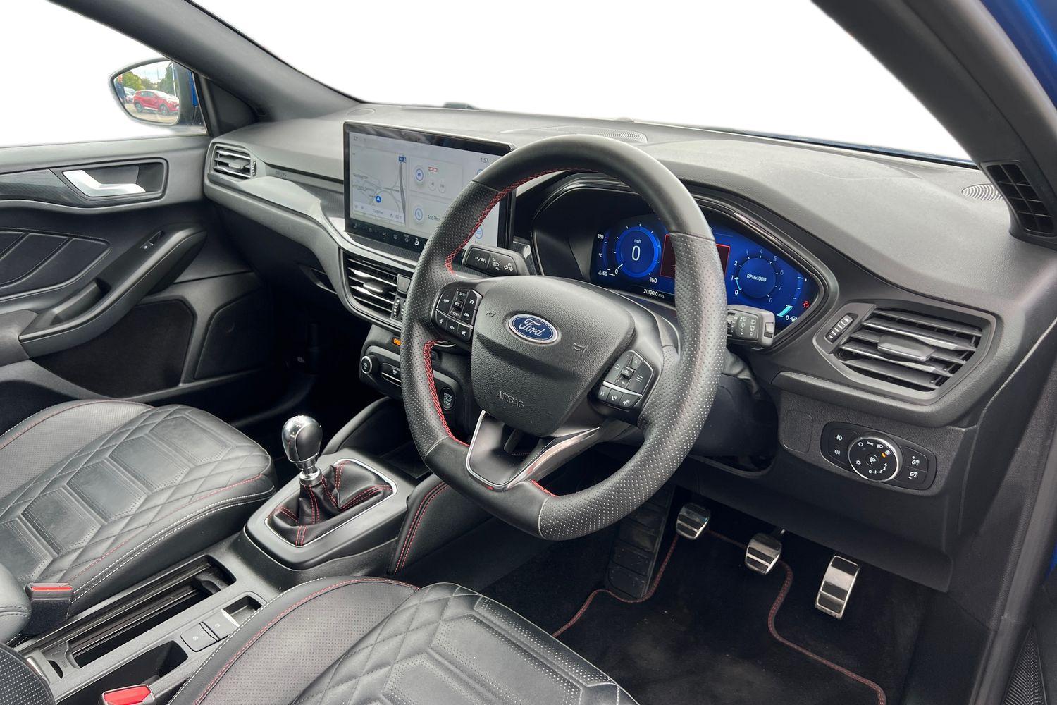 Ford FOCUS Photo 8