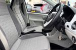 Volkswagen up! Photo 35