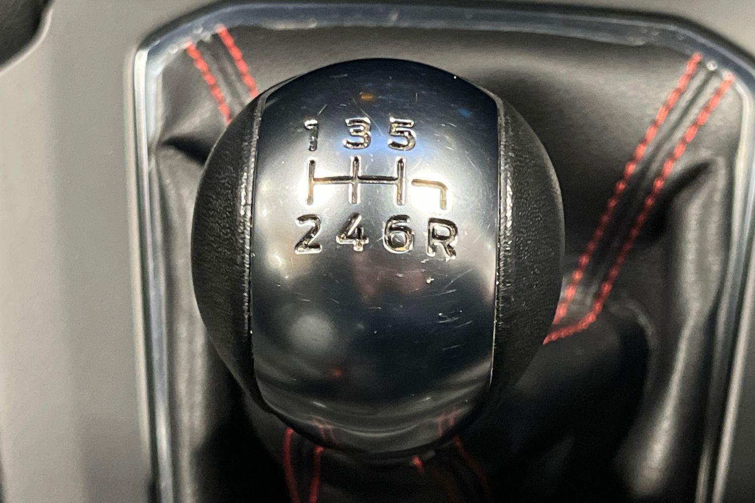 Ford FOCUS Photo 38