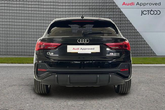 AUDI Q3 Photo 7