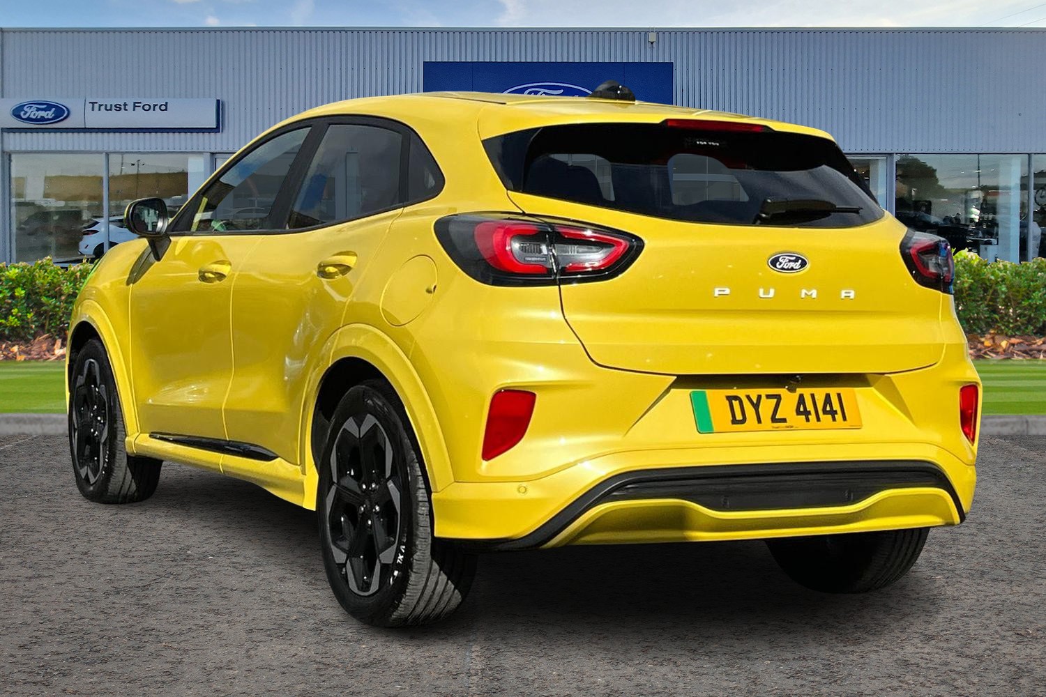 Ford Puma Gen-E Photo 1