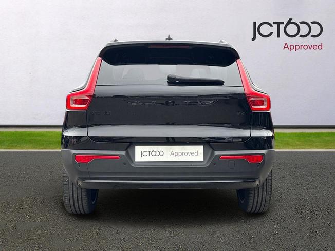 VOLVO Xc40 Photo 7