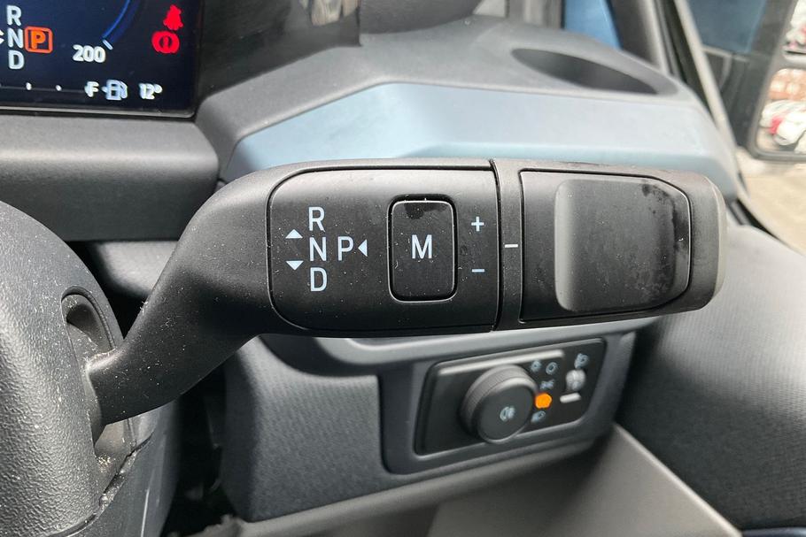 Used FORD TOURNEO CUSTOM WO74ARX 32