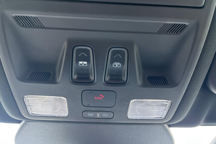 Ford KUGA Photo autoimg-cd199e203d7e4a16216577f32574c84dc4976a79.jpg