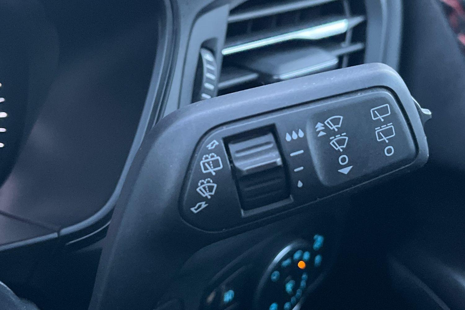 Ford FOCUS Photo 14