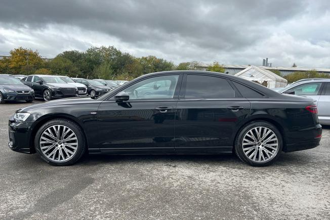 AUDI A8 Photo 33
