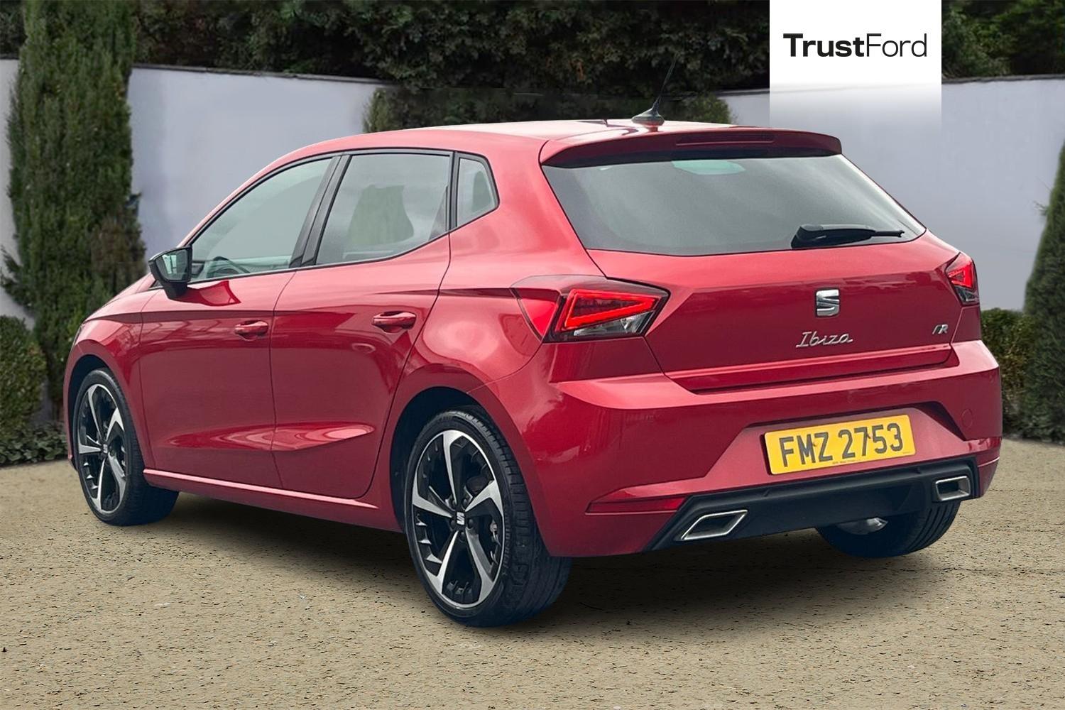 SEAT Ibiza Photo 1