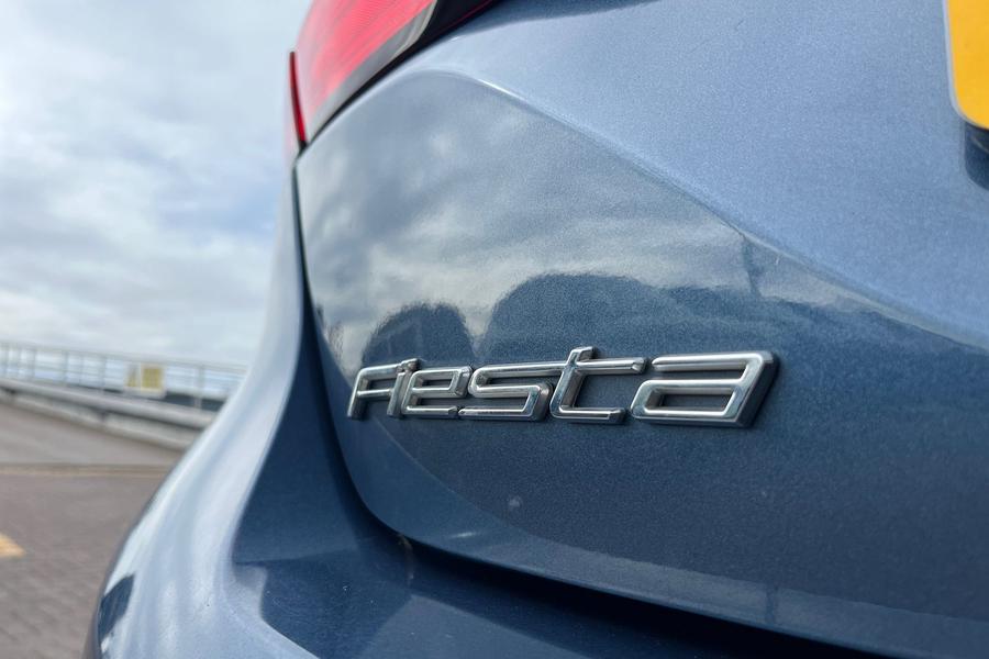 Ford FIESTA Photo autoimg-cd2828189383bdaad475e77ff0202854c7b4b851.jpg