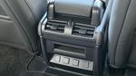 Land Rover Defender Photo 17