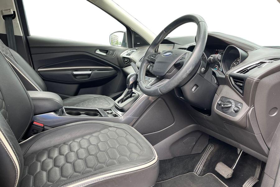 Ford KUGA Photo autoimg-cd2ee4b559b8e01ea5c8b82f5e3c5eff7a108e99.jpg