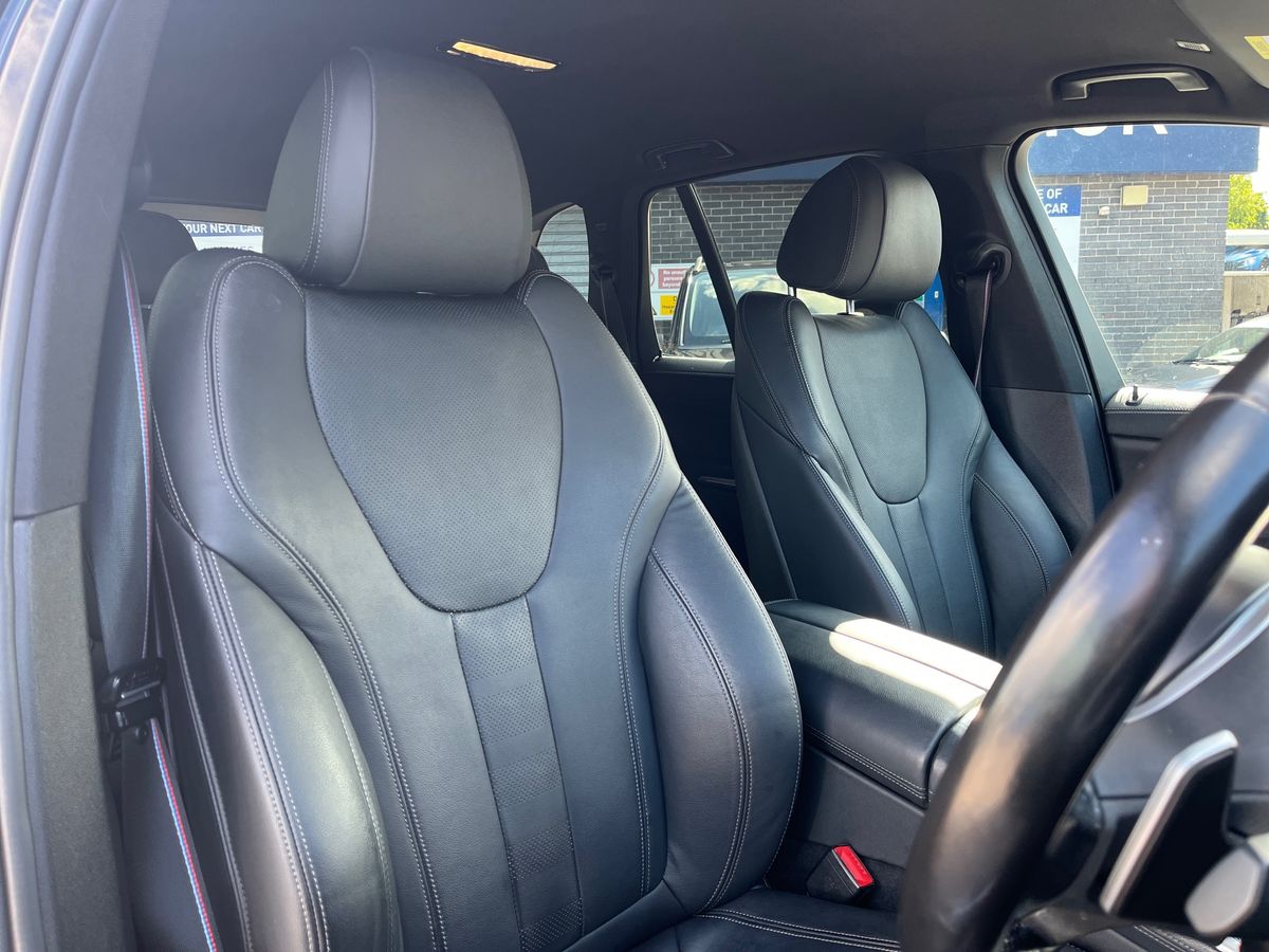 BMW X5 Photo 29