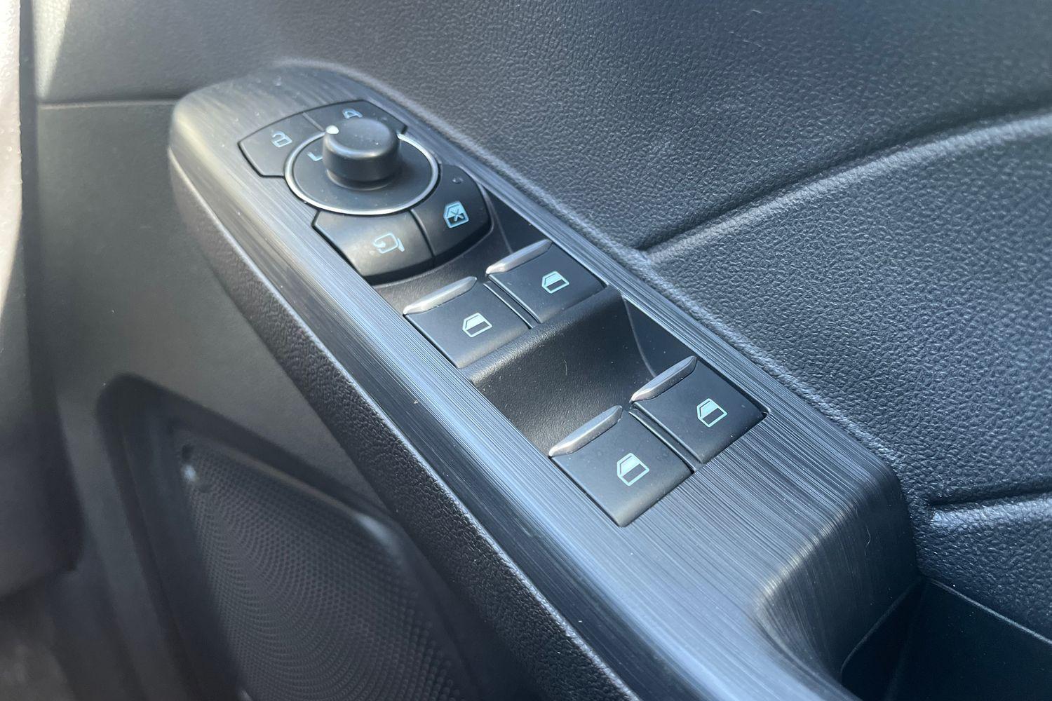 Ford KUGA Photo 15