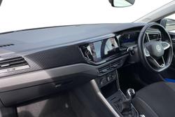 Volkswagen Polo Photo 2
