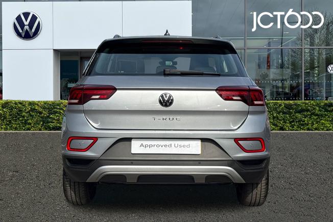 VOLKSWAGEN T-Roc Photo 7