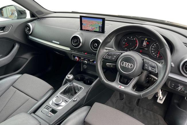 AUDI A3 Photo 6