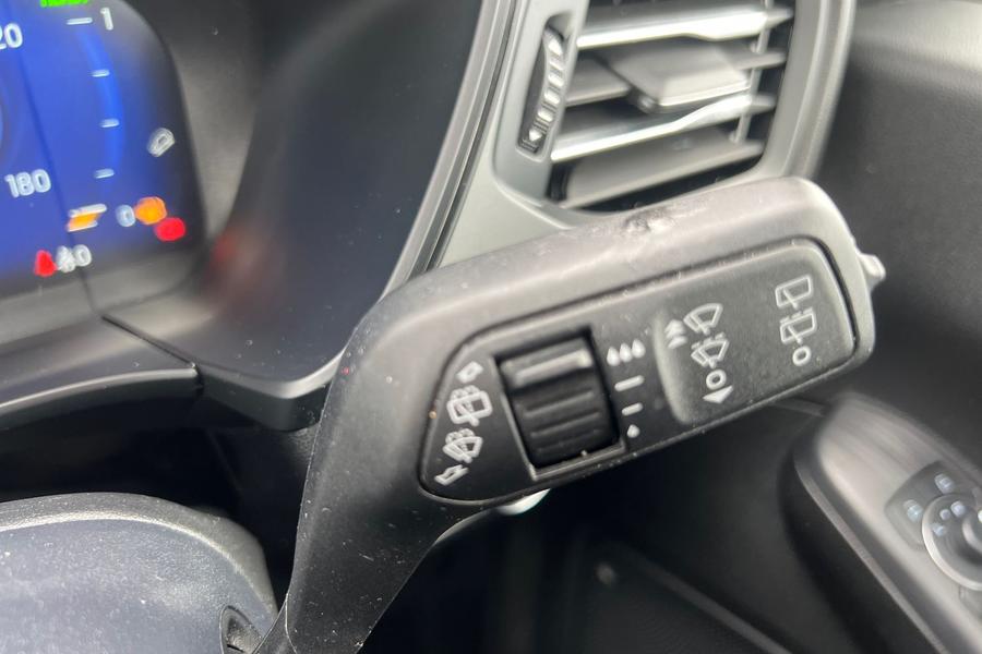 Ford KUGA Photo autoimg-cd3e775e61995b615f6dae7a198e1b28f3072cfd.jpg