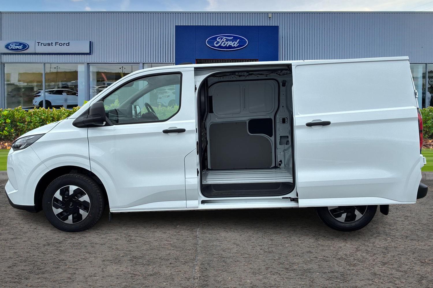 Ford E-TRANSIT CUSTOM Photo 4