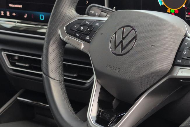 VOLKSWAGEN Tiguan Photo 39