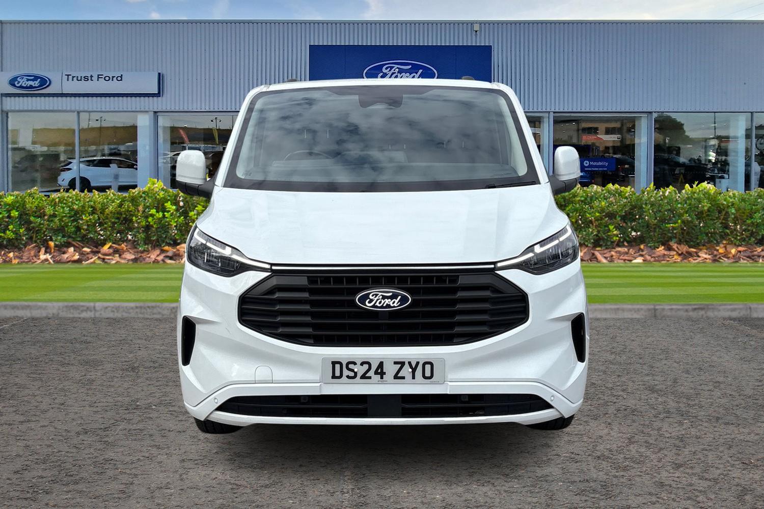 Ford TRANSIT CUSTOM Photo 11