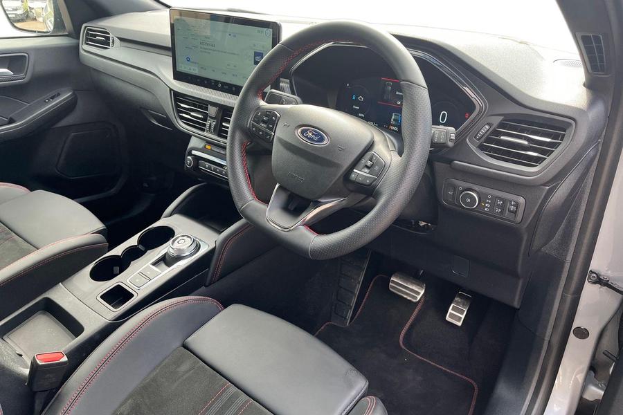 Ford KUGA Photo autoimg-cd49fb564191dfc7a1a810957fd9c7fbc477eef5.jpg