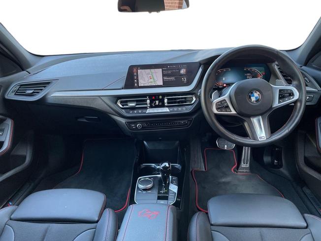 BMW 1 Series Photo 10