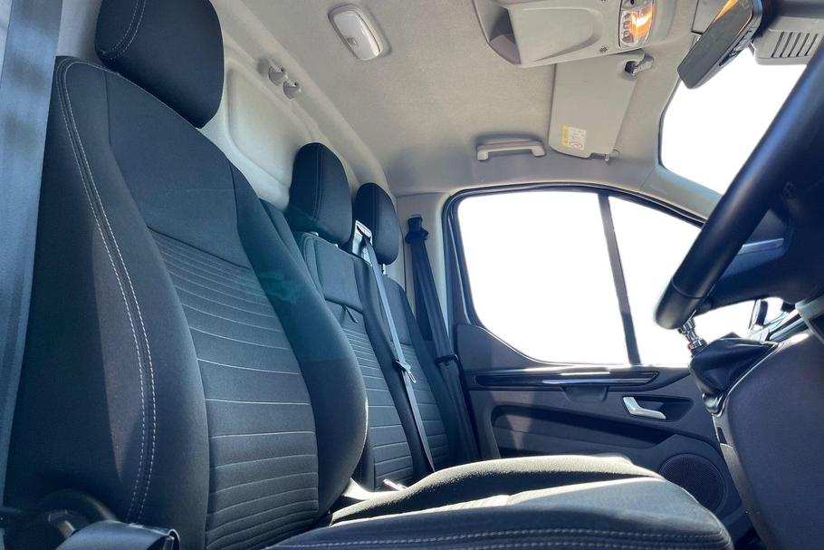 Used Ford TRANSIT CUSTOM LB73XYE 11