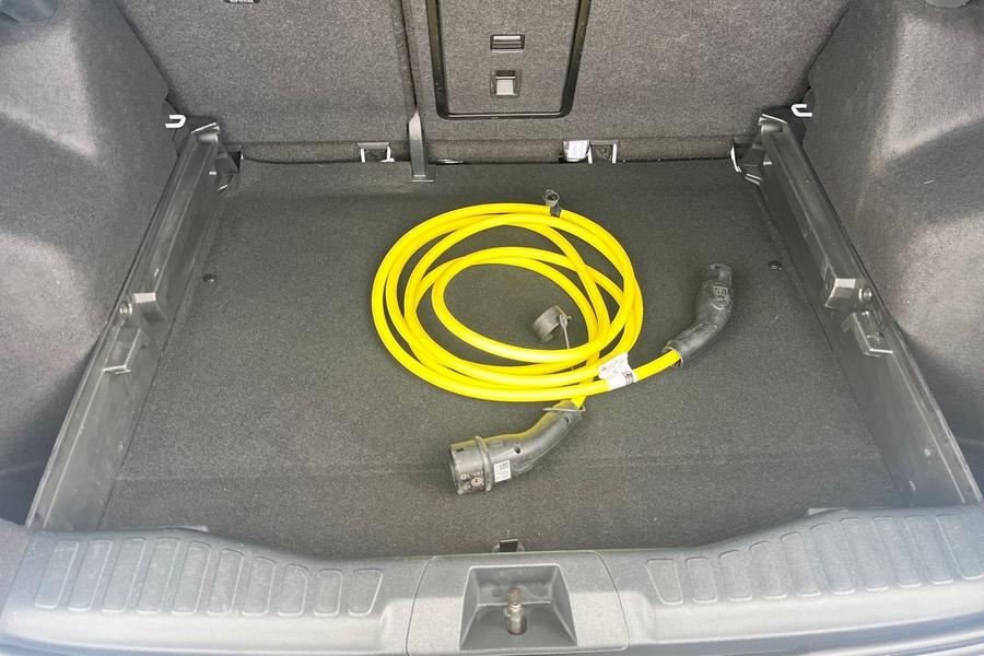 Ford Explorer Photo autoimg-cd52033b91197084eaf6fb87cecfd030bfe2b686.jpg
