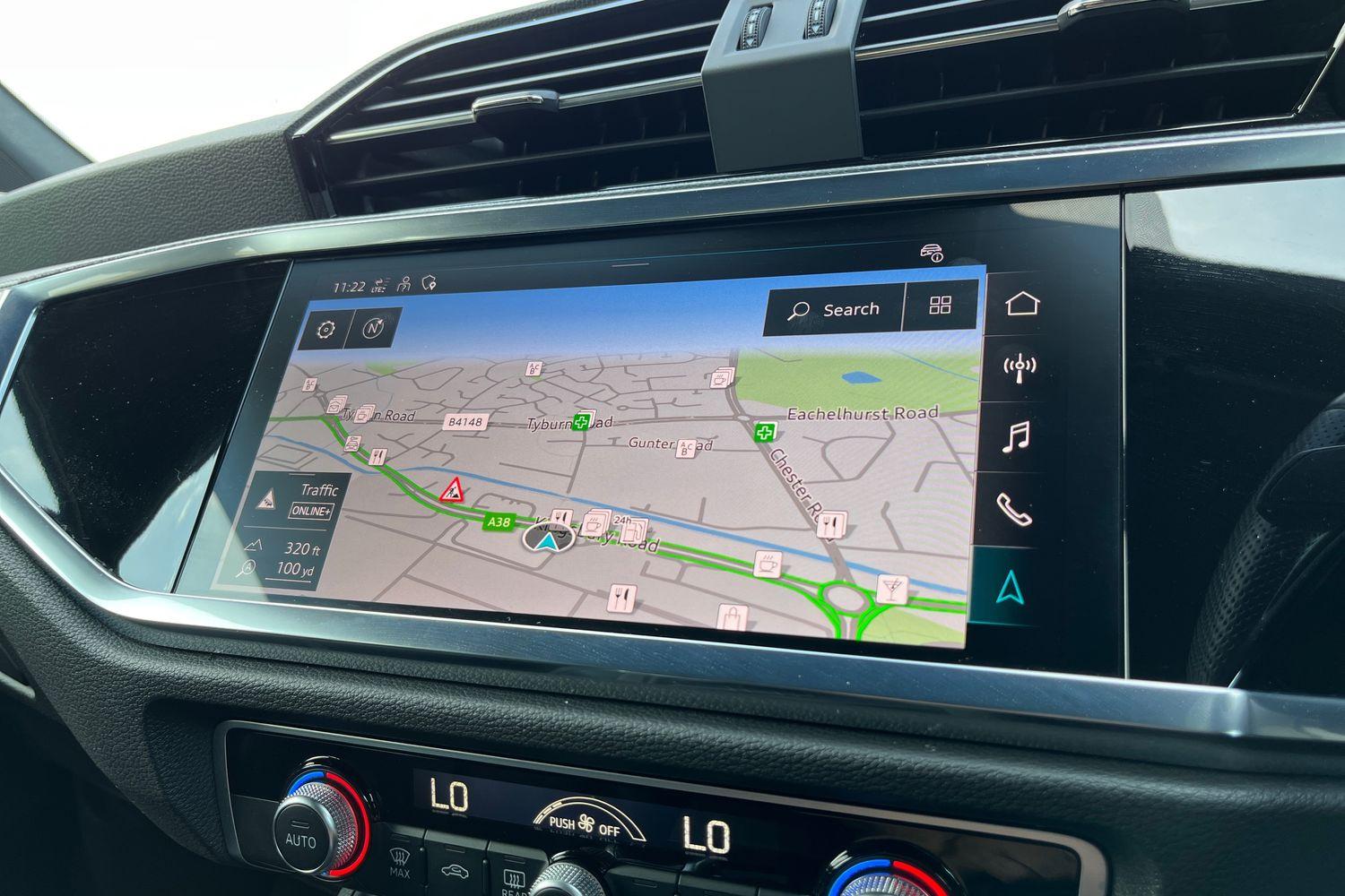 Audi Q3 Photo 24