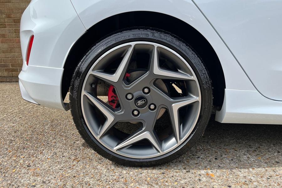 Ford FIESTA Photo autoimg-cd5b4c1ee41dc7305de26ebdb1a76b9f61c7a814.jpg