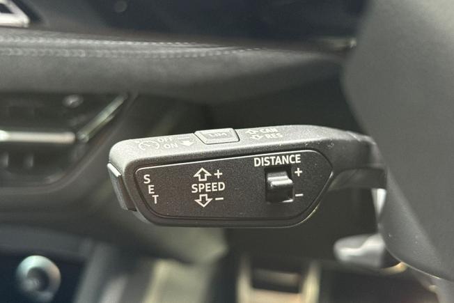 AUDI A6 e-tron Avant Photo 39