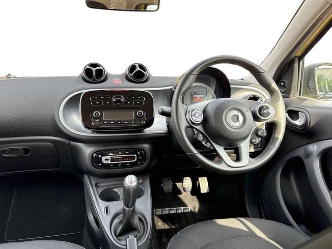 SMART ForFour Photo 11